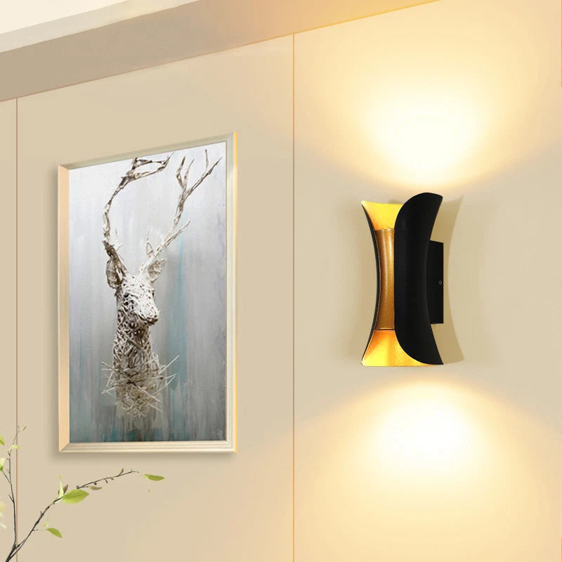 Outdoor/Indoor Lamp Fixture Wall
